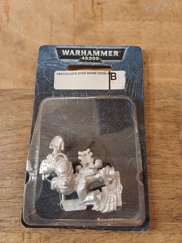 Warhammer 000 40k web - 40,000,