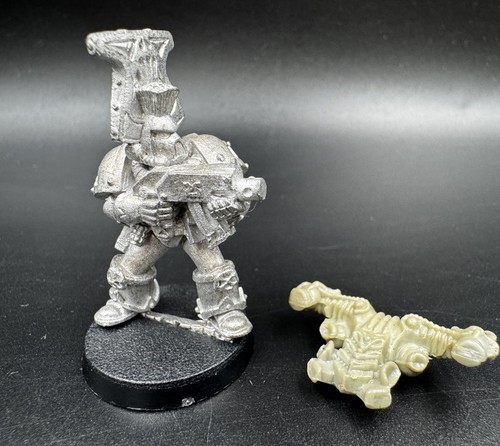 Rogue trader world - world, eaters