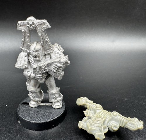 Rogue trader world eaters - rogue,